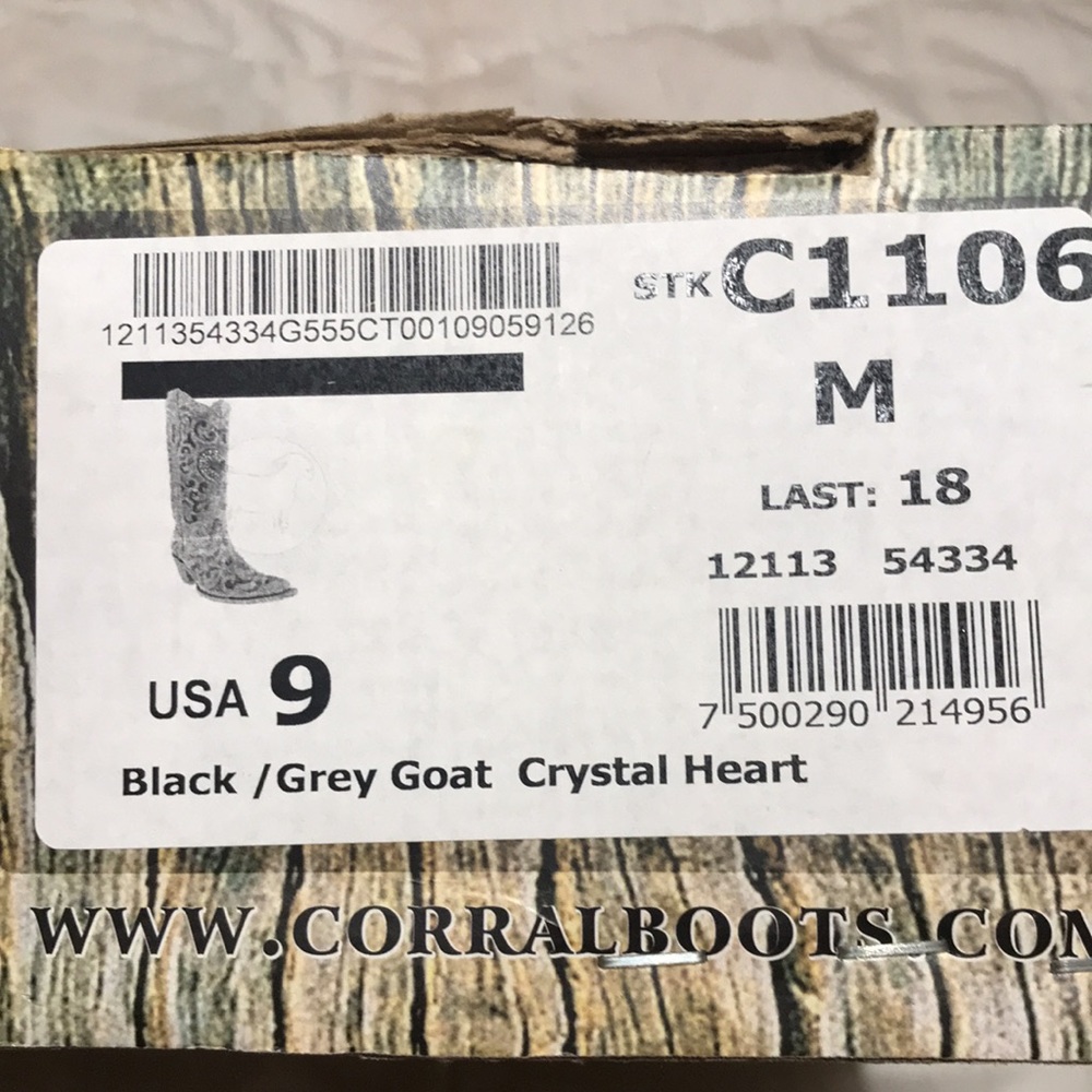Corral Vintage BOOTS, Size 9 - Picture 11 of 17